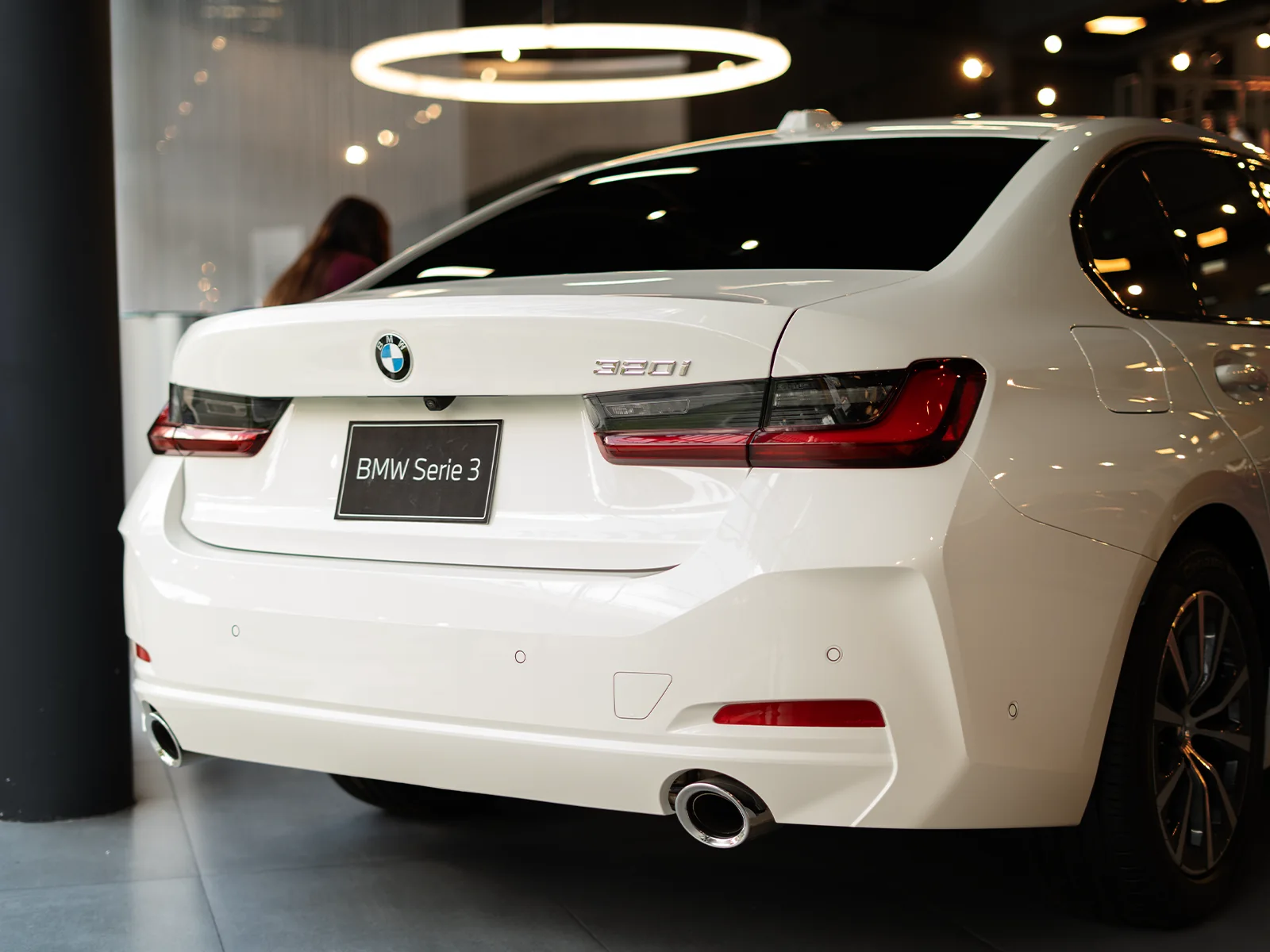 BMW Serie 3 — 3/4 trasero