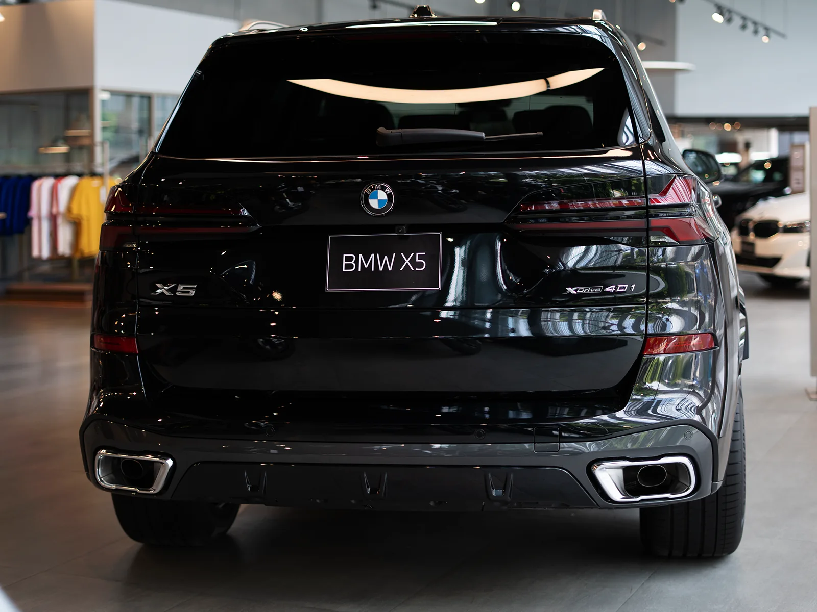 BMW X5 — 3/4 trasero