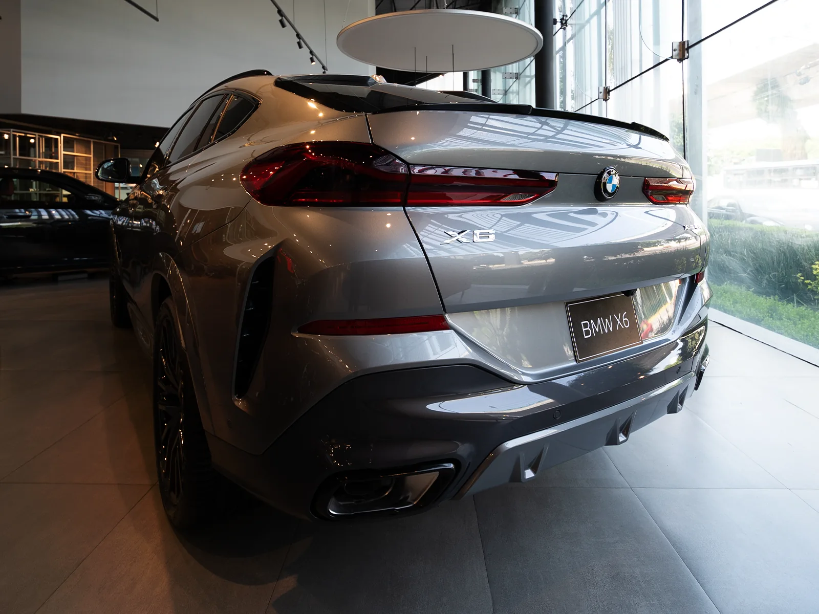 BMW X6 — 3/4 trasero