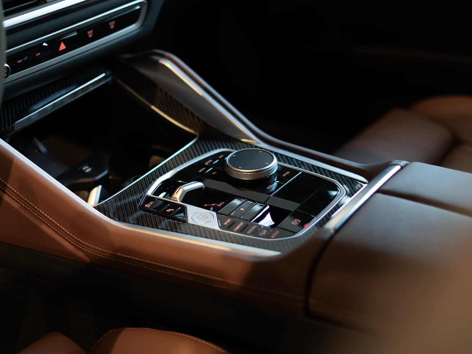BMW X6 — Consola central